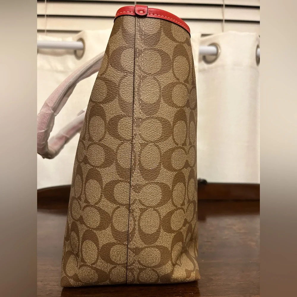 Coach Tan Khaki and Red Strawberry City Tote with Matching Zip Around Wallet NWT - Picture 5 of 8